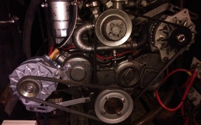 Segundo Alternador en un velero de alquiler