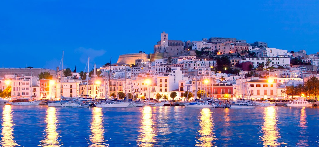 Descubrir Ibiza de la mano de sus residentes