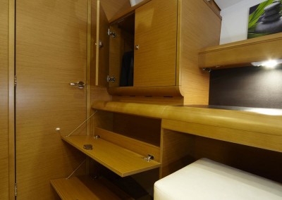 Alquiler veleros Ibiza Jeanneau Sun Odyssey 439