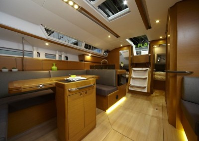 Alquiler veleros Ibiza Jeanneau Sun Odyssey 439