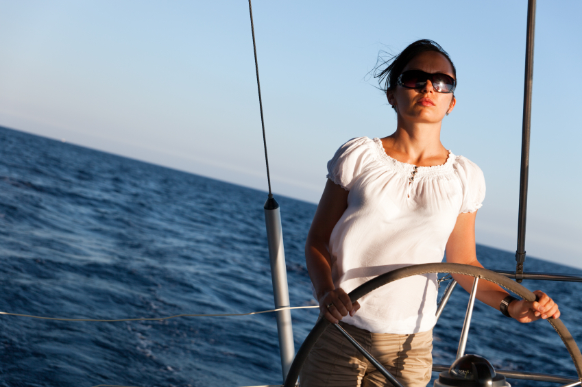 10 consejos para mujeres que deciden pasar unos días de vacaciones navegando en un velero