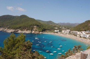 ibiza-cala-san-vicente-300x199