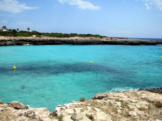 cala-en-bosc-Alquiler-de-veleros-Menorca