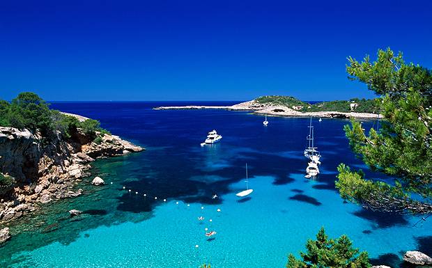 ibiza. navegacion y descanso jpg