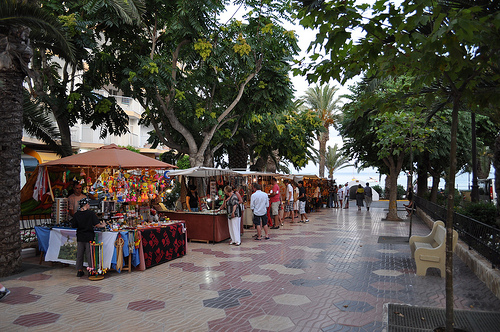 alquiler-barcos-ibiza-formentera-mercadillo-santa-eulalia-jpg