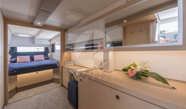 interior catamaran saona 47