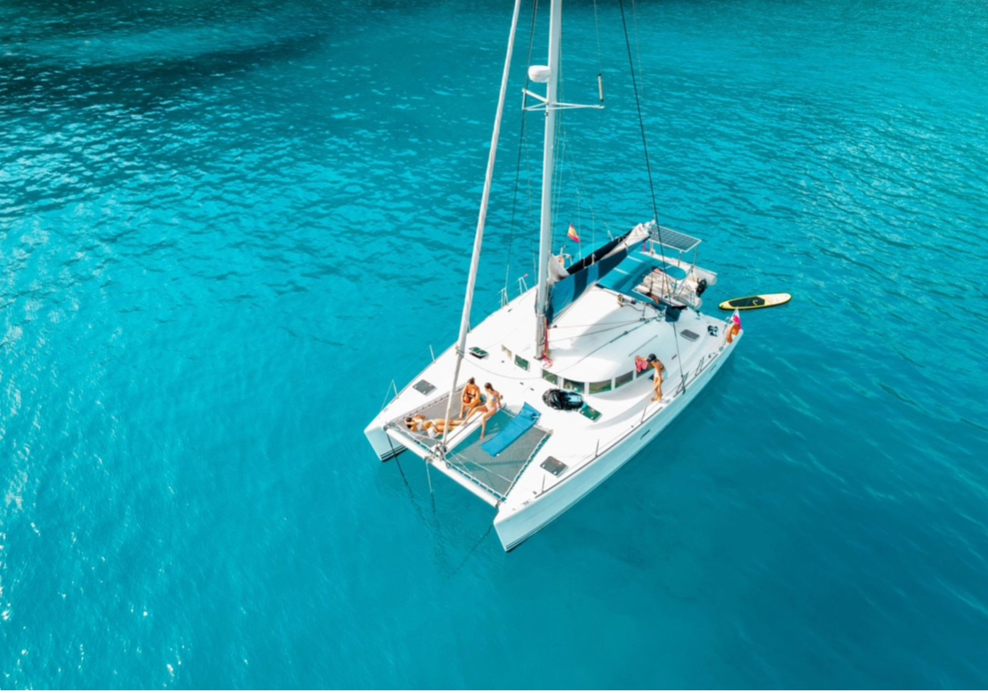 Alquiler catamaran ibiza